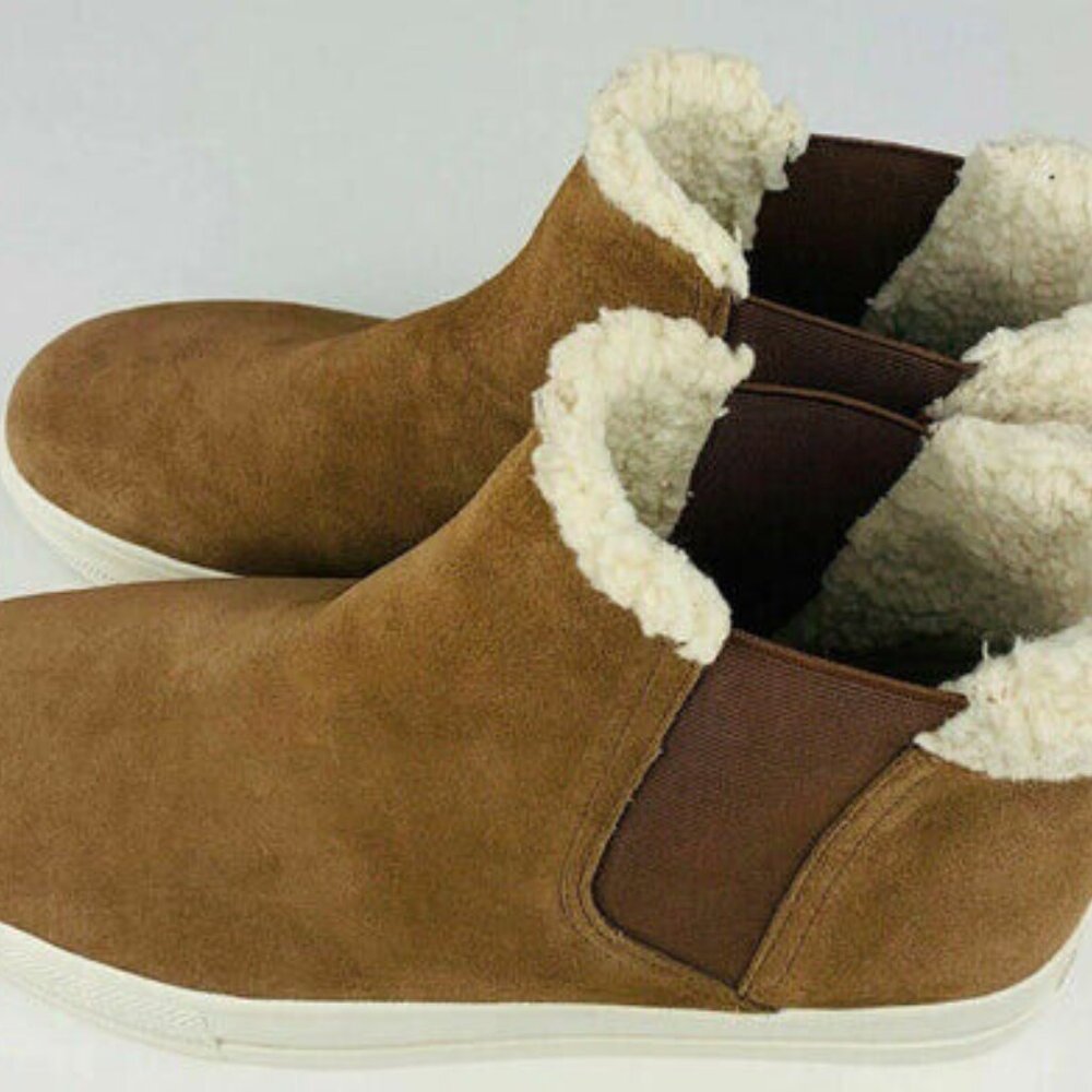 (size 10) Saks Fifth Avenue Womans "Justina" Faux Fur Slip-Ons!!!